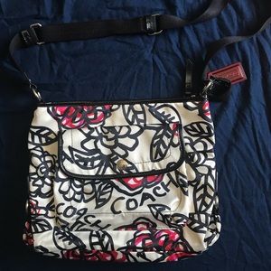 Coach Poppy Crossbody